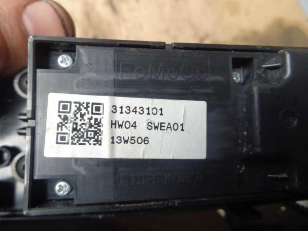 BOUTON LEVE VITRE VOLVO V60 2015 (4VITRES) - Vue 4